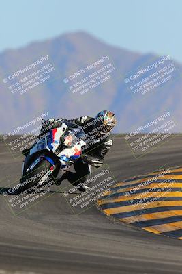 media/Nov-26-2022-TrackXperience (Sat) [[9e3694b821]]/Level 3/Session 6 (Turn 12)/